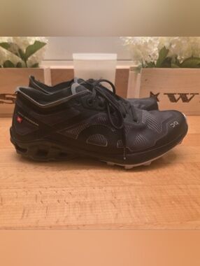 On Cloudventure Peak 3 Black Glacier Women's 6.5 Trail Running Shoes